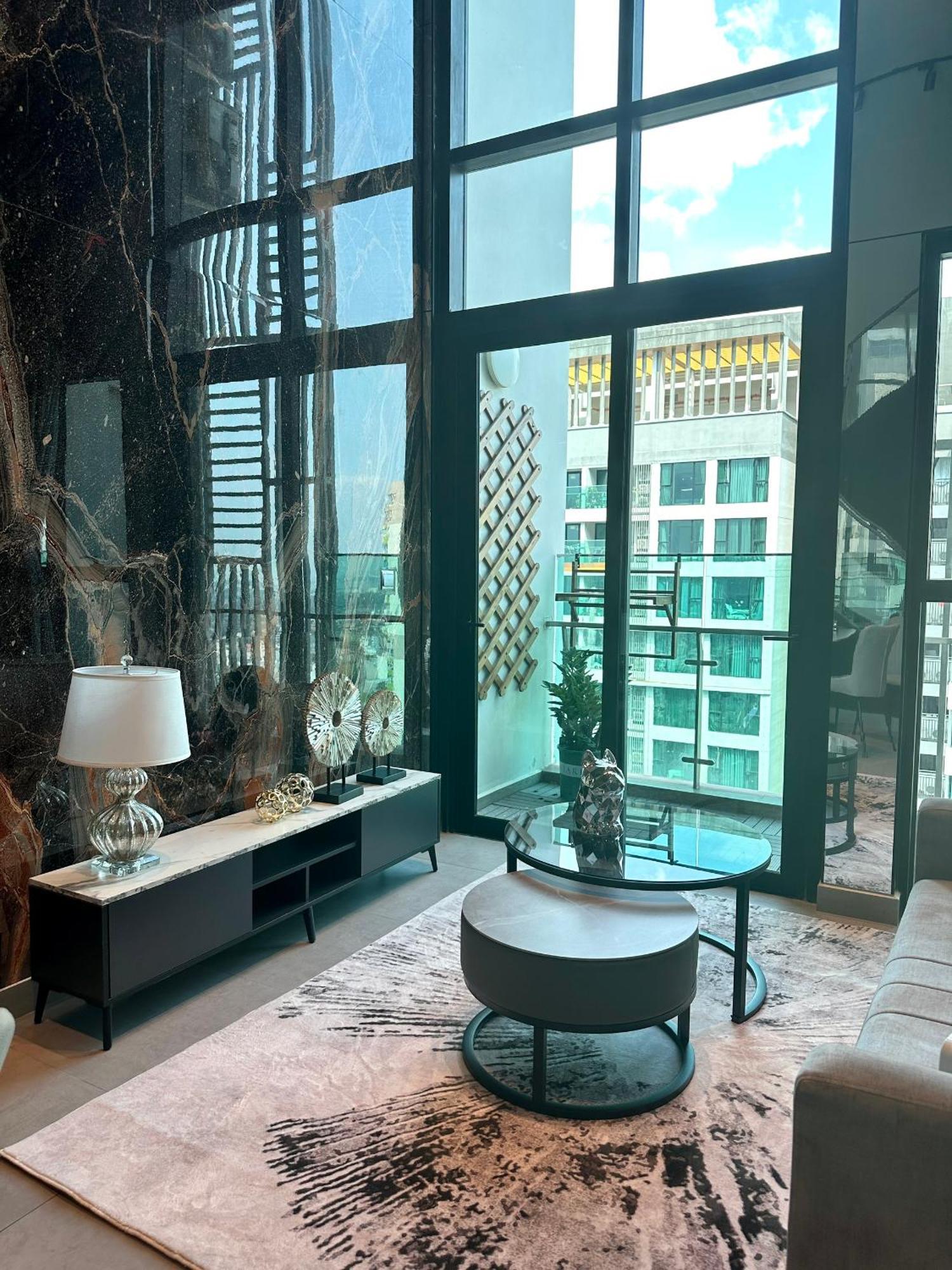 Feliz Luxurry Duplex Apartment Saigon Ho Chi Minh City Bagian luar foto